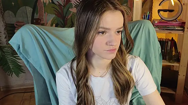 E l i z e  online show from 04.08.26