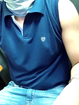 Snapshot of chocolate_alone chatting on 11.01.25 chocolate alone online show from 11.01.25