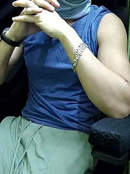 Snapshot of chocolate_alone chatting on 11.14.25 chocolate alone online show from 11.14.25