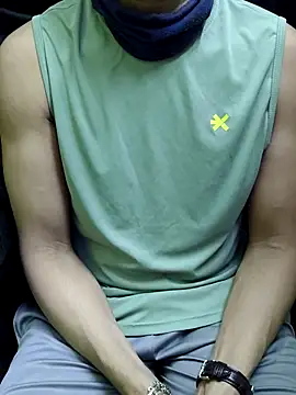 Snapshot of chocolate_alone chatting on 11.18.25 chocolate alone online show from 11.18.25