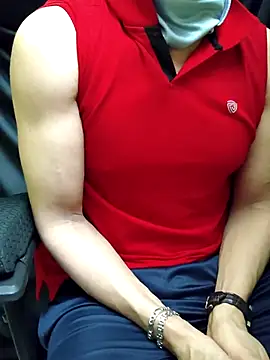 Snapshot of chocolate_alone chatting on 11.20.25 chocolate alone online show from 11.20.25