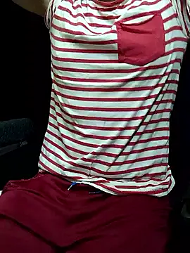 Snapshot of chocolate_alone chatting on 11.25.25 chocolate alone online show from 11.25.25