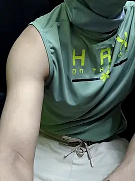 Snapshot of chocolate_alone chatting on 12.18.25 chocolate alone online show from 12.18.25