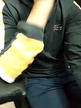 Snapshot of chocolate_alone chatting on 02.07.26 chocolate alone online show from 02.07.26