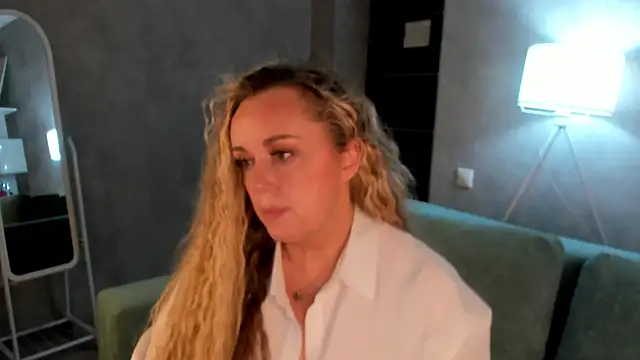 Sky Kuper online show from 12.15.25