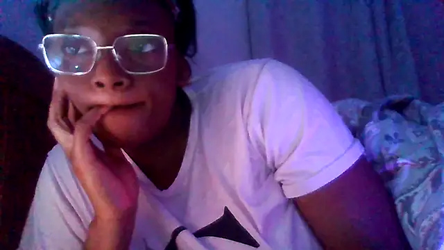 SexyGemBeautyX online show from 11.23.25