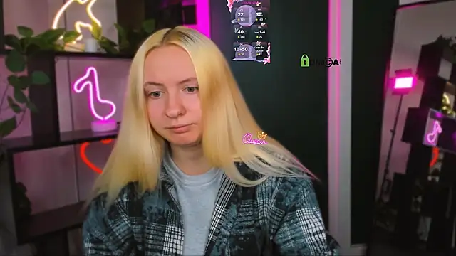 mila glow1 online show from 04.01.26