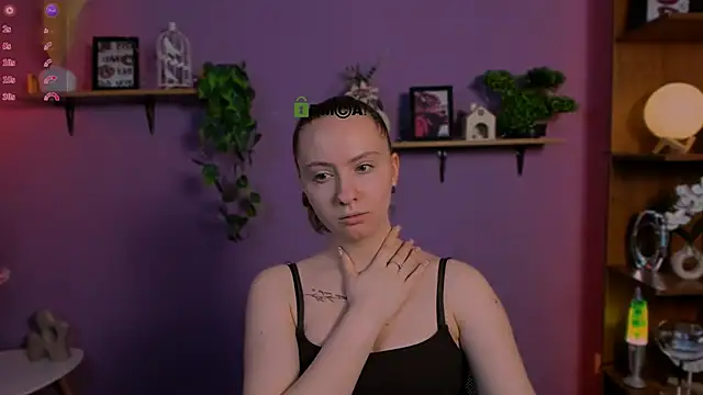 mila glow1 online show from 04.07.26