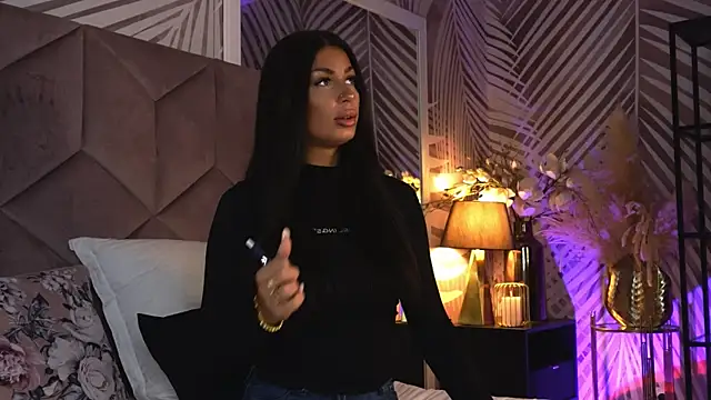 EvaRhea online show from 04.20.26