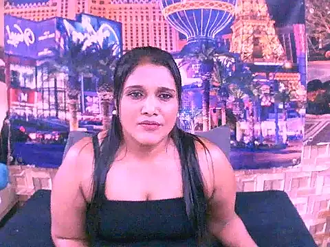 Snapshot of IndianSexyLady4u chatting on 10.22.25 IndianSexyLady4u online show from 10.22.25