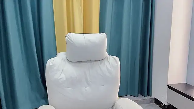 xiaoyang5200 online show from 03.18.26