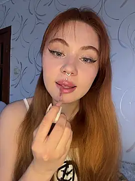 LunaMillie online show from 02.23.26