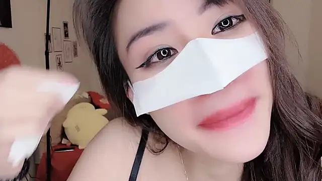 MaiLiiil online show from 11.06.25