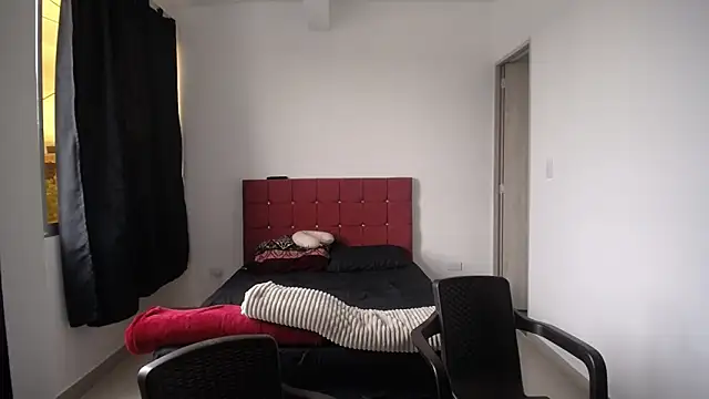 yohacriss online show from 11.24.25