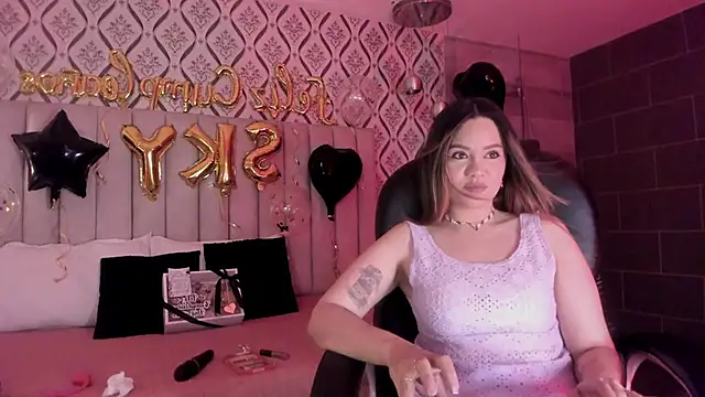 Sky Junne online show from 02.28.26