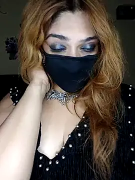 Snapshot of Queen-kohinoor chatting on 10.23.25 Queen-kohinoor online show from 10.23.25