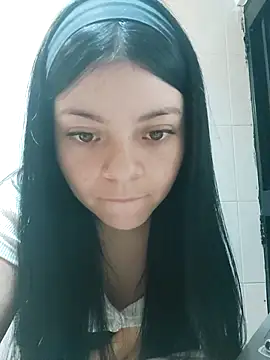 LunaJacobs online show from 11.04.25