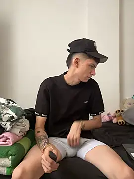 Snapshot of Luck__090 chatting on 10.03.25 Luck 090 online show from 10.03.25