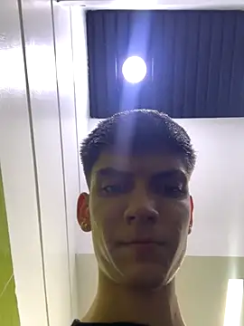 Snapshot of Luck__090 chatting on 10.05.25 Luck 090 online show from 10.05.25