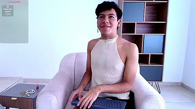 E R O S  online show from 11.07.25