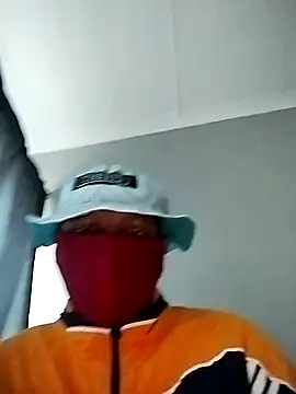 Snapshot of mBojie chatting on 09.17.25 mBojie online show from 09.17.25