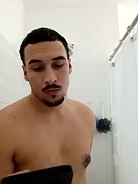 Snapshot of Jadriel23 chatting on 10.10.25 Jadriel23 online show from 10.10.25