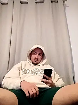 Snapshot of Jadriel23 chatting on 11.01.25 Jadriel23 online show from 11.01.25