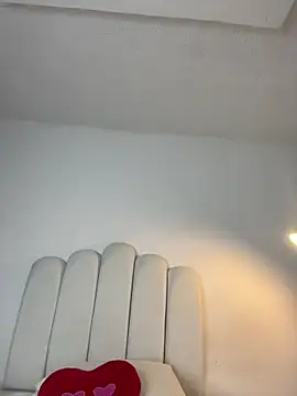 Soe Love online show from 02.27.26