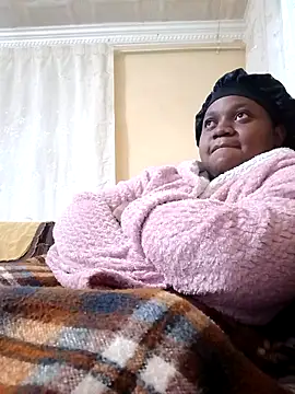 Snapshot of Gyminae chatting on 12.22.25 Gyminae online show from 12.22.25