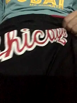 Snapshot of FlungBergenia chatting on 11.06.25 FlungBergenia online show from 11.06.25