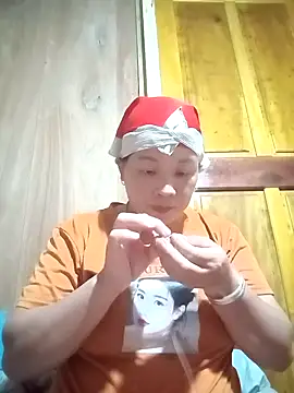 Snapshot of ningchun20 chatting on 10.04.25 ningchun20 online show from 10.04.25