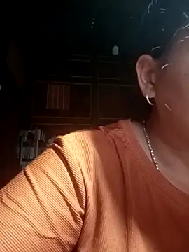 Snapshot of ningchun20 chatting on 10.08.25 ningchun20 online show from 10.08.25