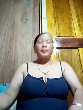 Snapshot of ningchun20 chatting on 10.10.25 ningchun20 online show from 10.10.25