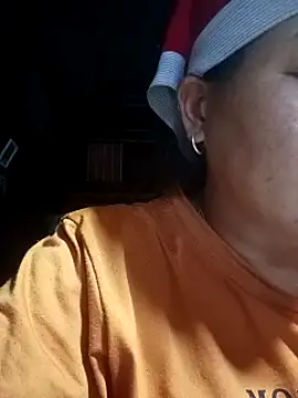 Snapshot of ningchun20 chatting on 10.21.25 ningchun20 online show from 10.21.25