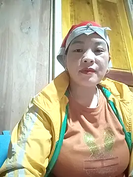 Snapshot of ningchun20 chatting on 10.26.25 ningchun20 online show from 10.26.25