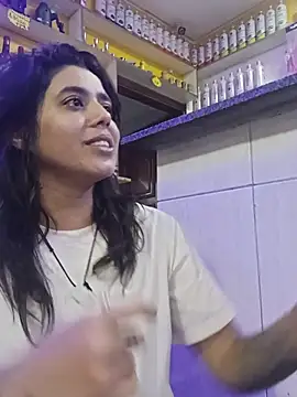 Maricamposs online show from 06.08.26