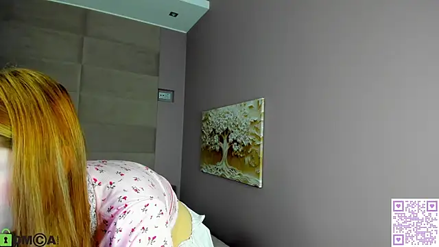 Snapshot of Brenda_Puff chatting on 09.19.25 Brenda Puff online show from 09.19.25