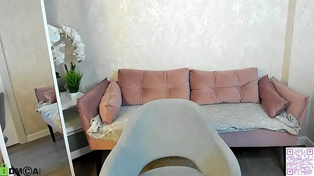 Brenda Puff online show from 02.11.26