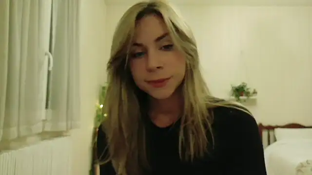 Snapshot of wonderalice31 chatting on 09.26.25 wonderalice31 online show from 09.26.25