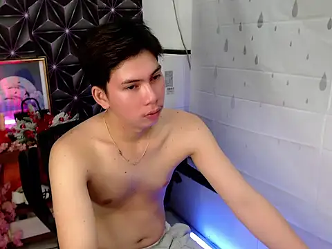 ursweet jade online show from 11.14.25