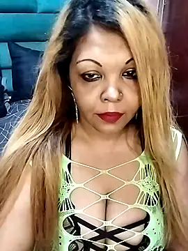 Snapshot of hemilynthomas2467 chatting on 11.20.25 hemilynthomas2467 online show from 11.20.25