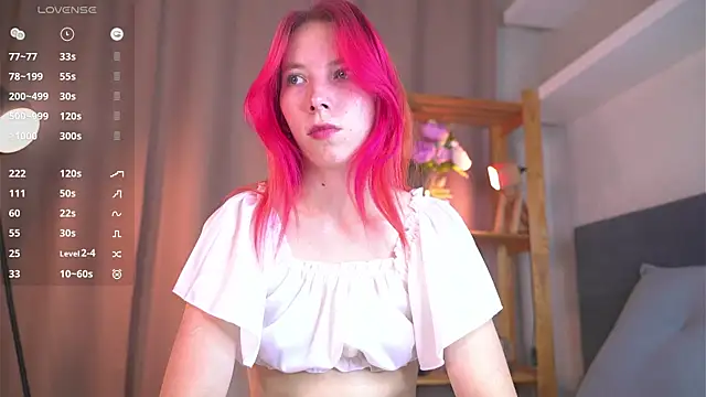 JuliannaWenger online show from 10.10.25