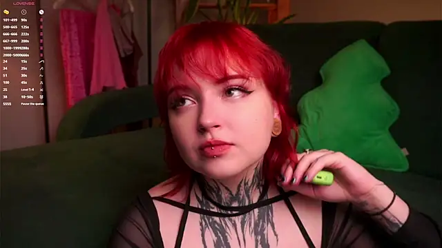 Snapshot of MarnaHarbor chatting on 09.12.25 MarnaHarbor online show from 09.12.25