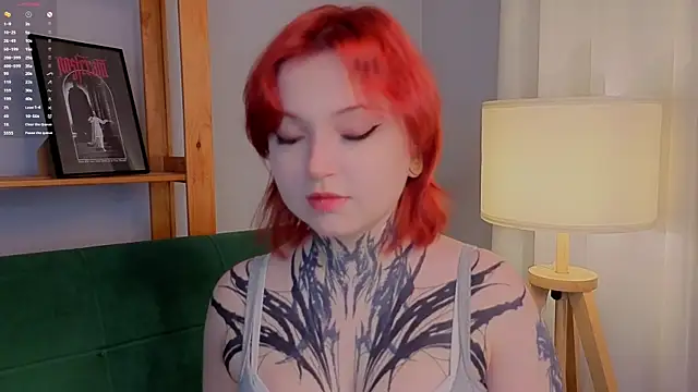 Snapshot of MarnaHarbor chatting on 11.08.25 MarnaHarbor online show from 11.08.25