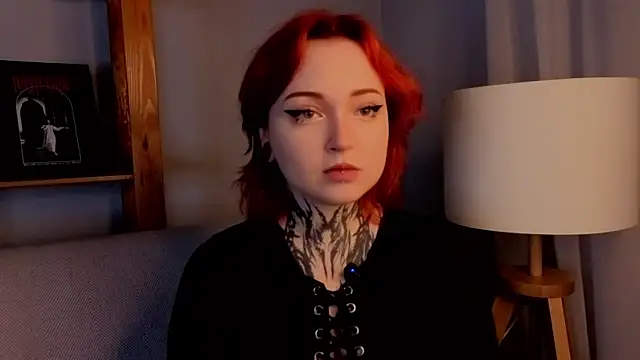 Snapshot of MarnaHarbor chatting on 11.13.25 MarnaHarbor online show from 11.13.25