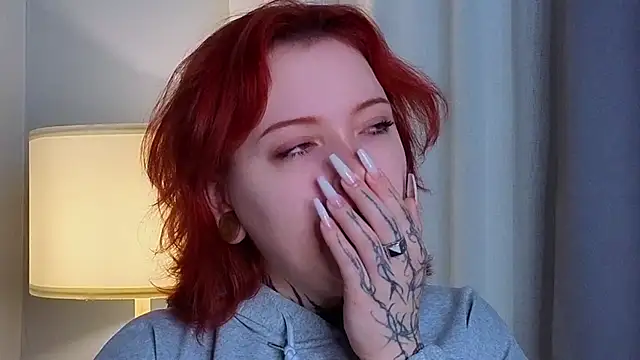 Snapshot of MarnaHarbor chatting on 11.23.25 MarnaHarbor online show from 11.23.25