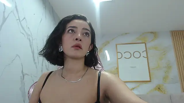 sara lopez s online show from 09.30.25