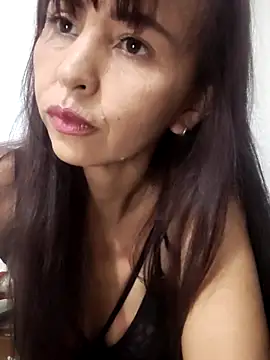 Snapshot of zaira_spice chatting on 05.22.26 zaira spice online show from 05.22.26