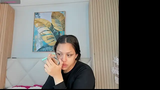 Mila Hank  online show from 05.08.26
