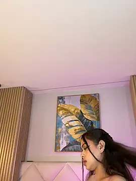 Mila Hank  online show from 05.11.26
